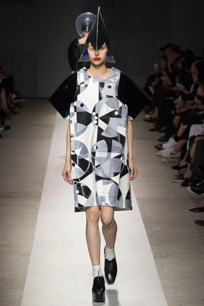 Look 42
